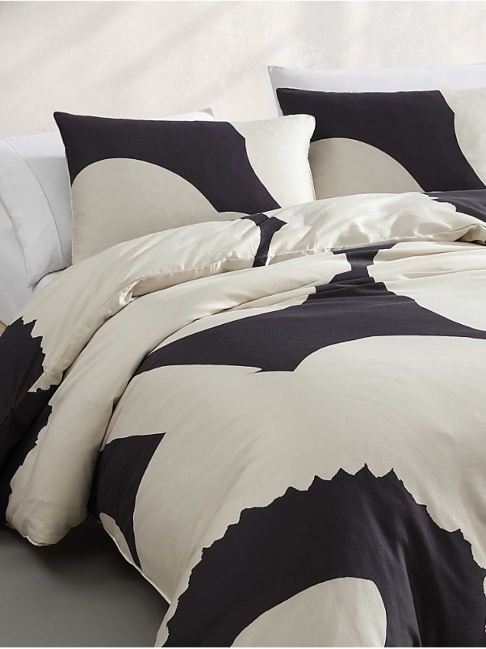 Marimekko Black and Cream Bold Floral Duvet Cover b198